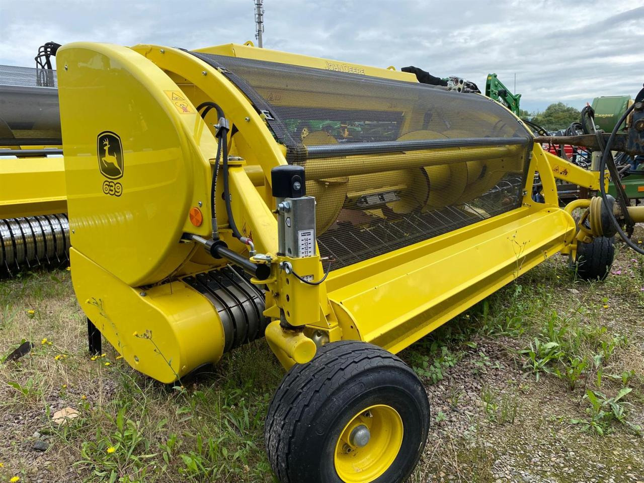 John Deere 639 - Dodatak za stočnu hranu: slika 1 John Deere 639 - Dodatak za stočnu hranu: slika 1
