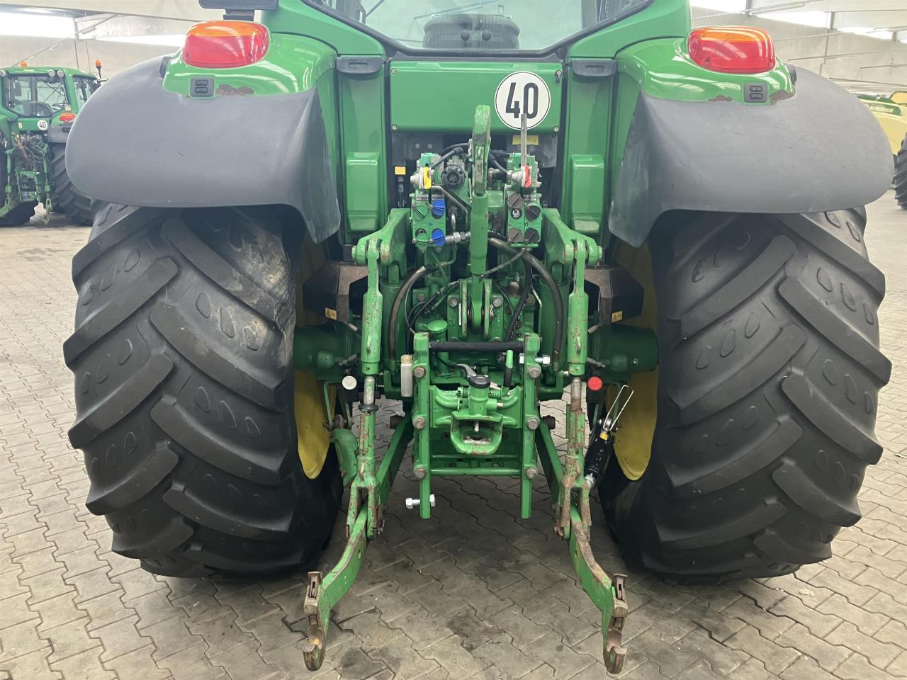 John Deere 6830 Premium - Traktor: slika 5 John Deere 6830 Premium - Traktor: slika 5