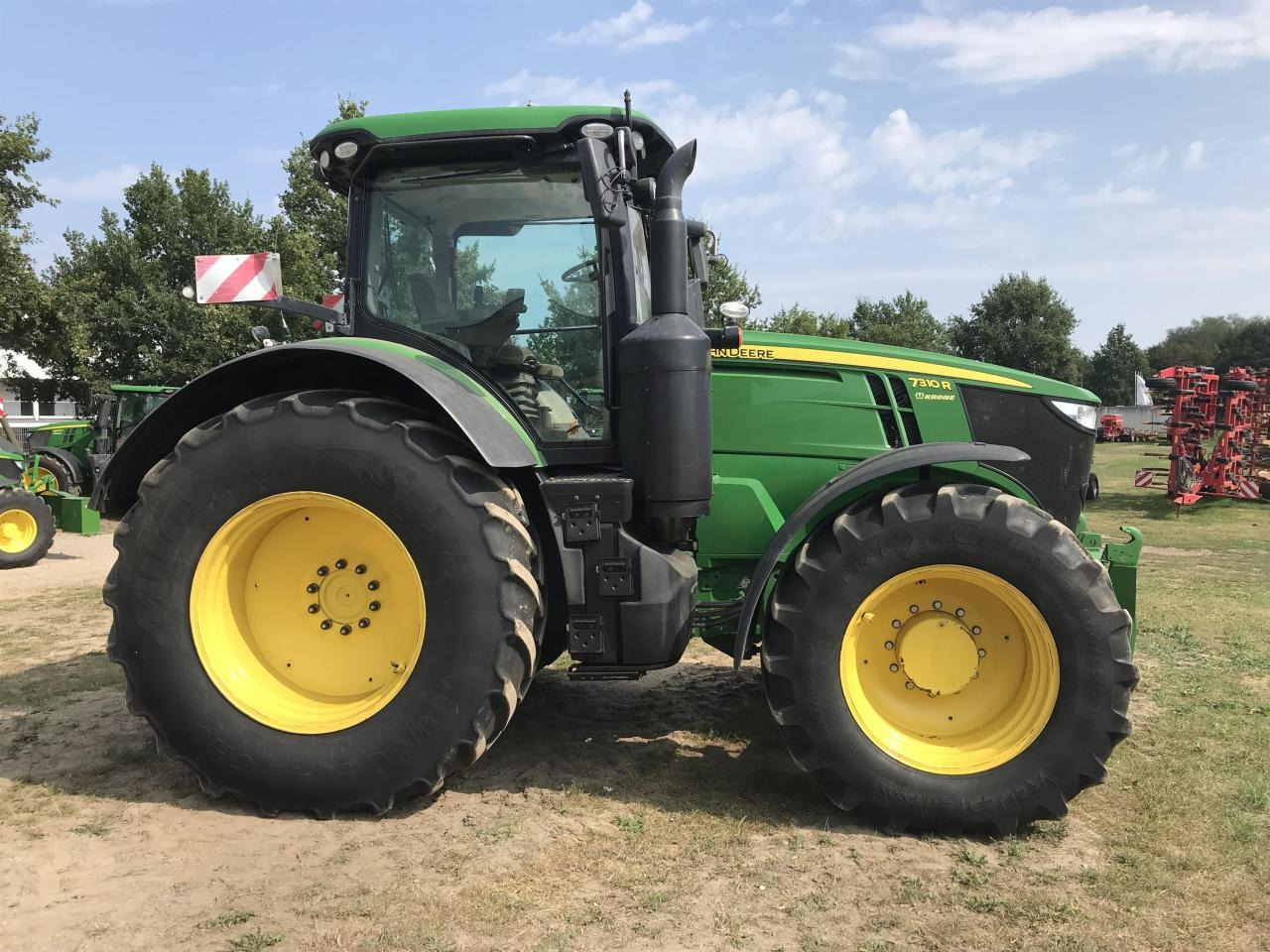 John Deere 7310R - Traktor: slika 2 John Deere 7310R - Traktor: slika 2