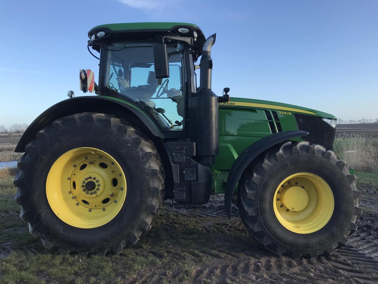 John Deere 7310R - Traktor: slika 1 John Deere 7310R - Traktor: slika 1