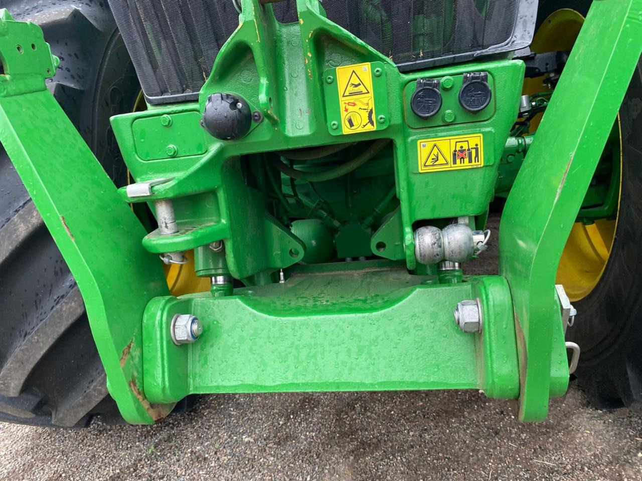 John Deere 7R 310 - Traktor: slika 2 John Deere 7R 310 - Traktor: slika 2