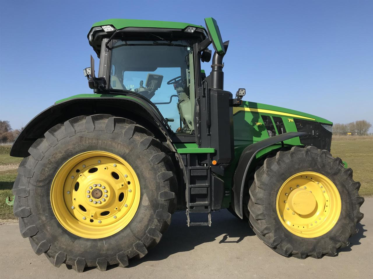 John Deere 7R 310 - Traktor: slika 2 John Deere 7R 310 - Traktor: slika 2