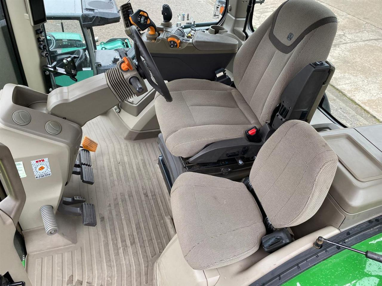John Deere 7R 310 - Traktor: slika 3 John Deere 7R 310 - Traktor: slika 3