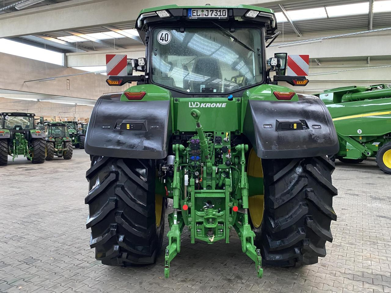 John Deere 7R 310 - Traktor: slika 5 John Deere 7R 310 - Traktor: slika 5