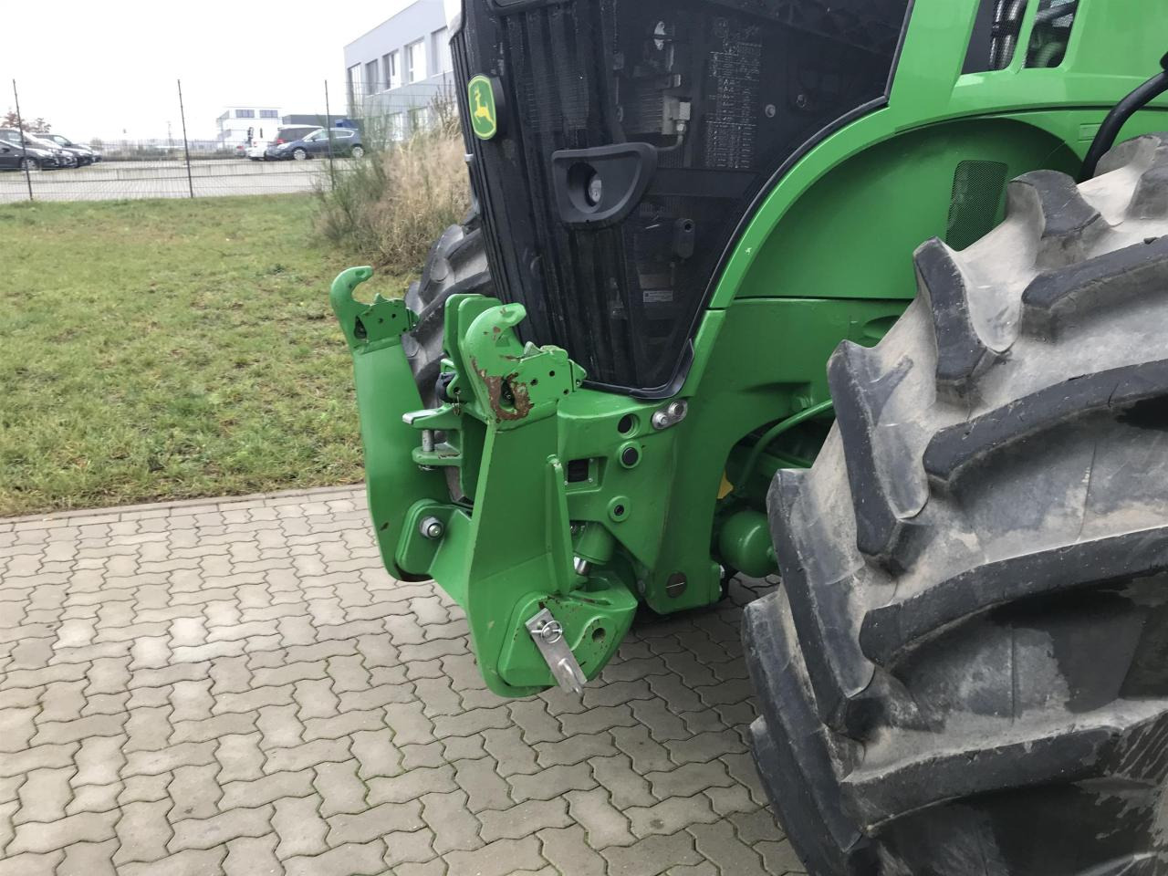 John Deere 7R 330 - Traktor: slika 4 John Deere 7R 330 - Traktor: slika 4