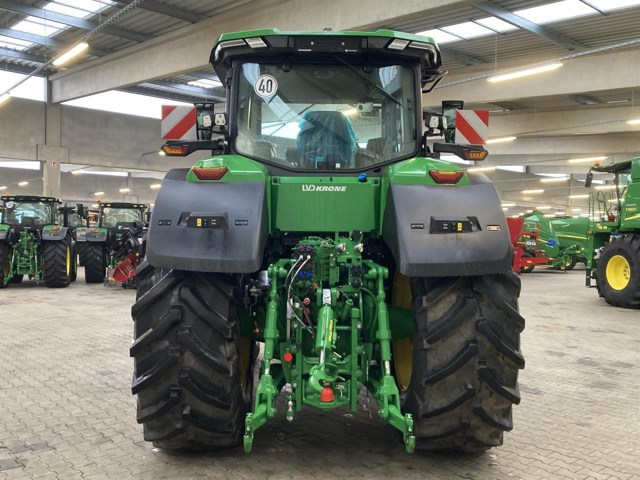 Traktor John Deere 7R 350: slika 6