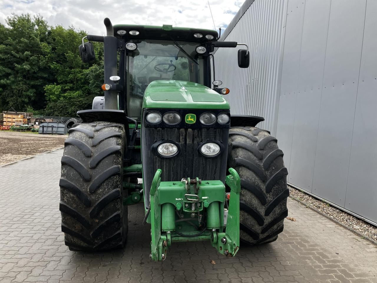 John Deere 8320R - Traktor: slika 3 John Deere 8320R - Traktor: slika 3