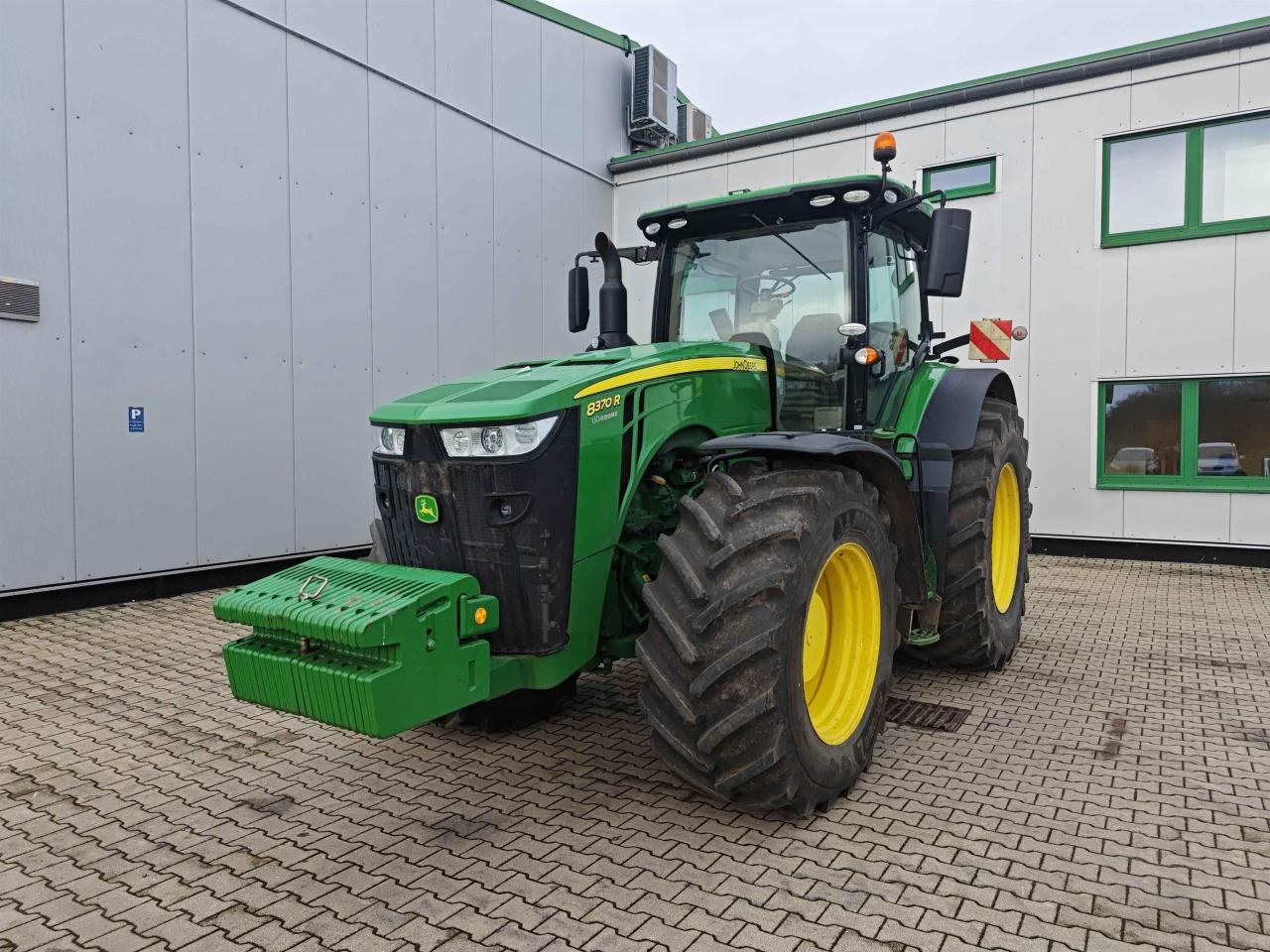 John Deere 8370R - Traktor: slika 1 John Deere 8370R - Traktor: slika 1
