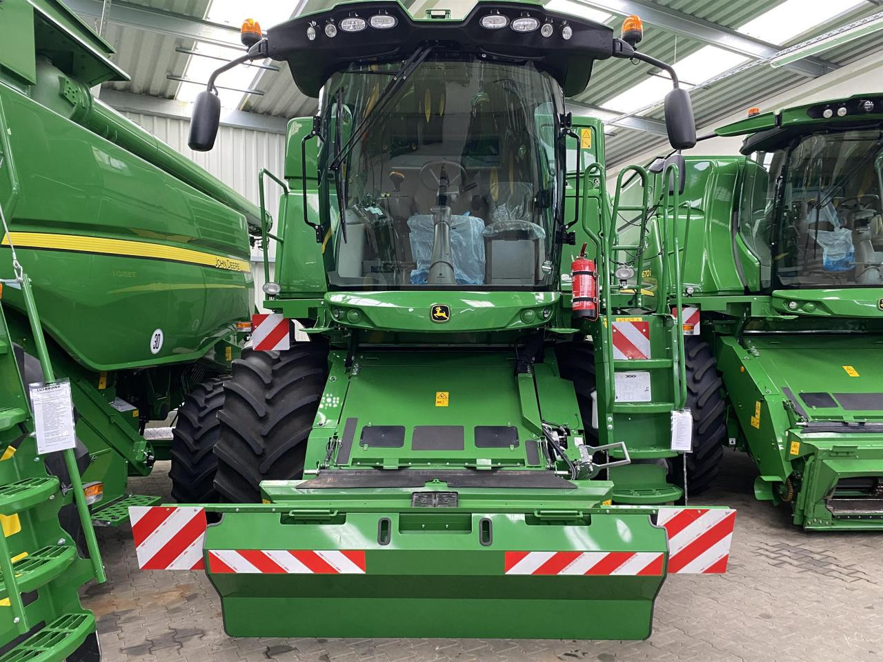 John Deere T550i - Kombinovani kombajn: slika 1 John Deere T550i - Kombinovani kombajn: slika 1