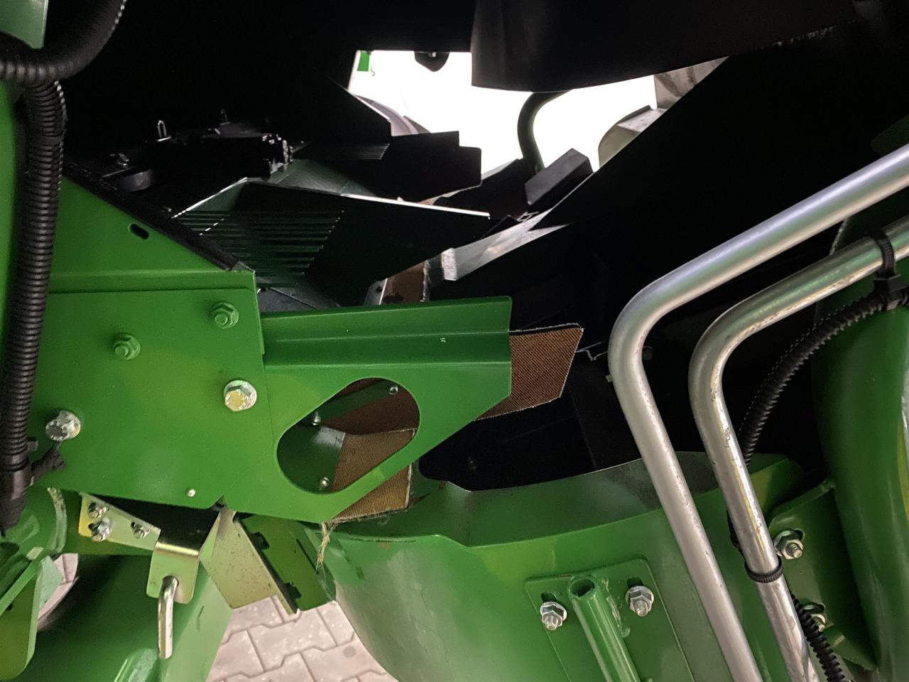John Deere T550i - Kombinovani kombajn: slika 3 John Deere T550i - Kombinovani kombajn: slika 3