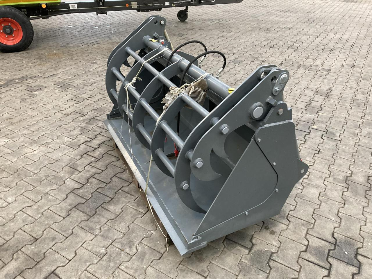 Kramer 1600 mm Silagebeißschaufel - Prednji utovarivač za traktor: slika 1 Kramer 1600 mm Silagebeißschaufel - Prednji utovarivač za traktor: slika 1