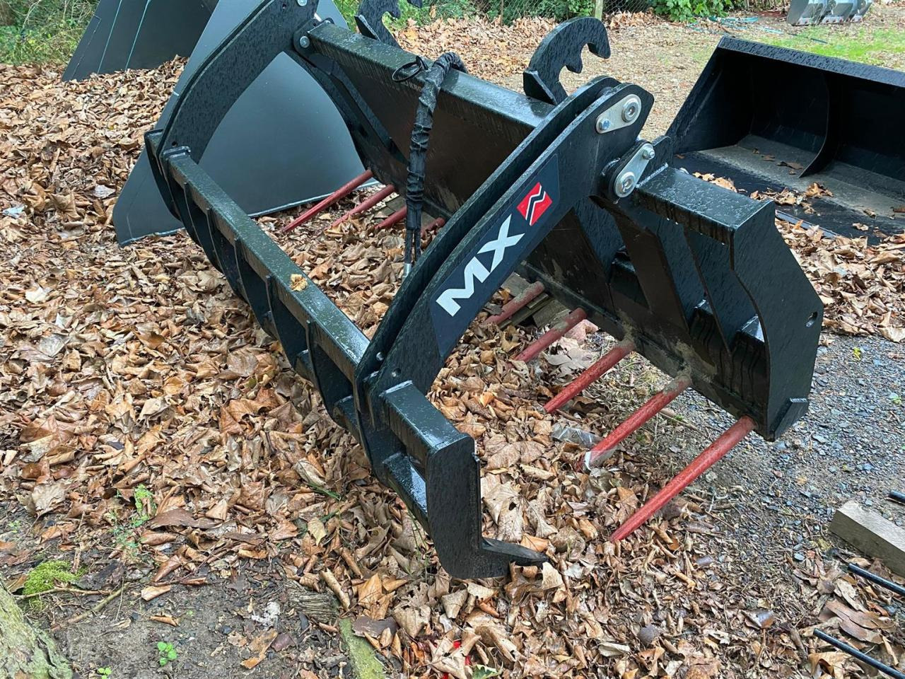 Kramer 2550 mm - Kašika: slika 1 Kramer 2550 mm - Kašika: slika 1