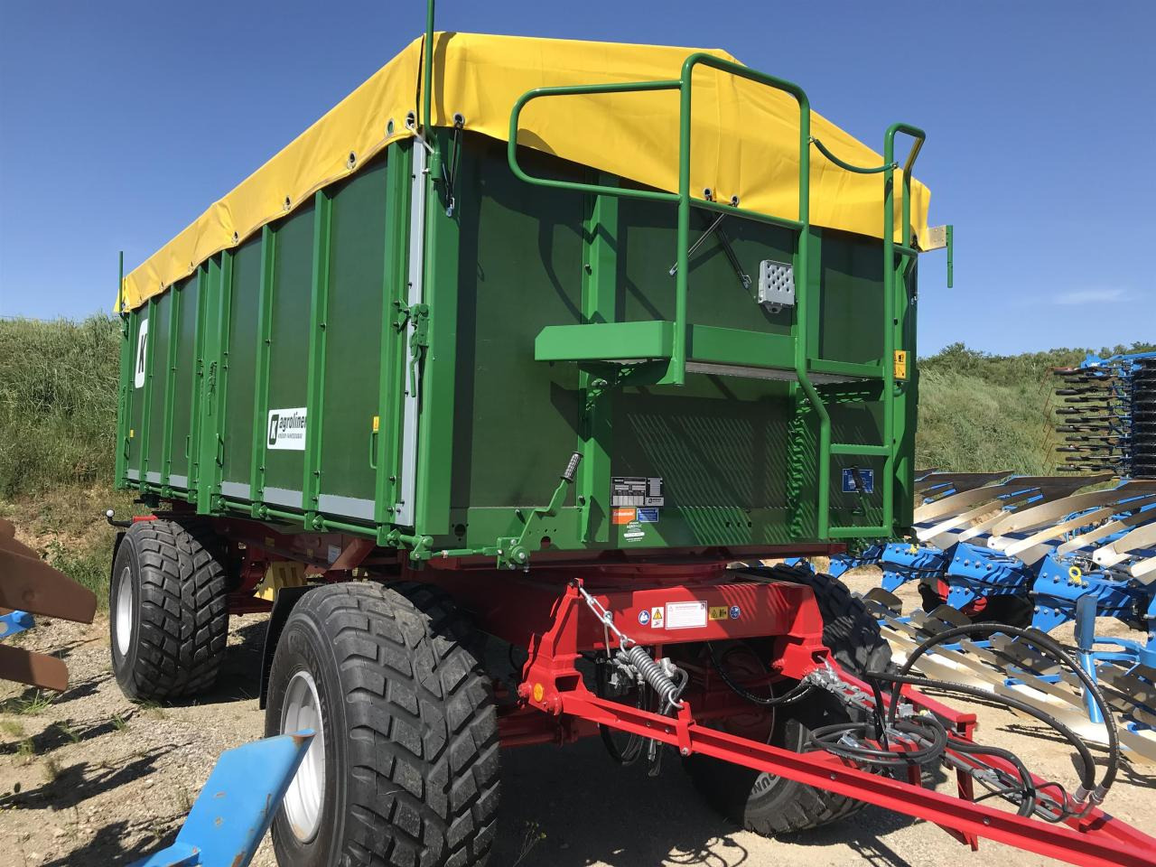 Kröger HKD 302 - Prikolica istovarivača: slika 1 Kröger HKD 302 - Prikolica istovarivača: slika 1