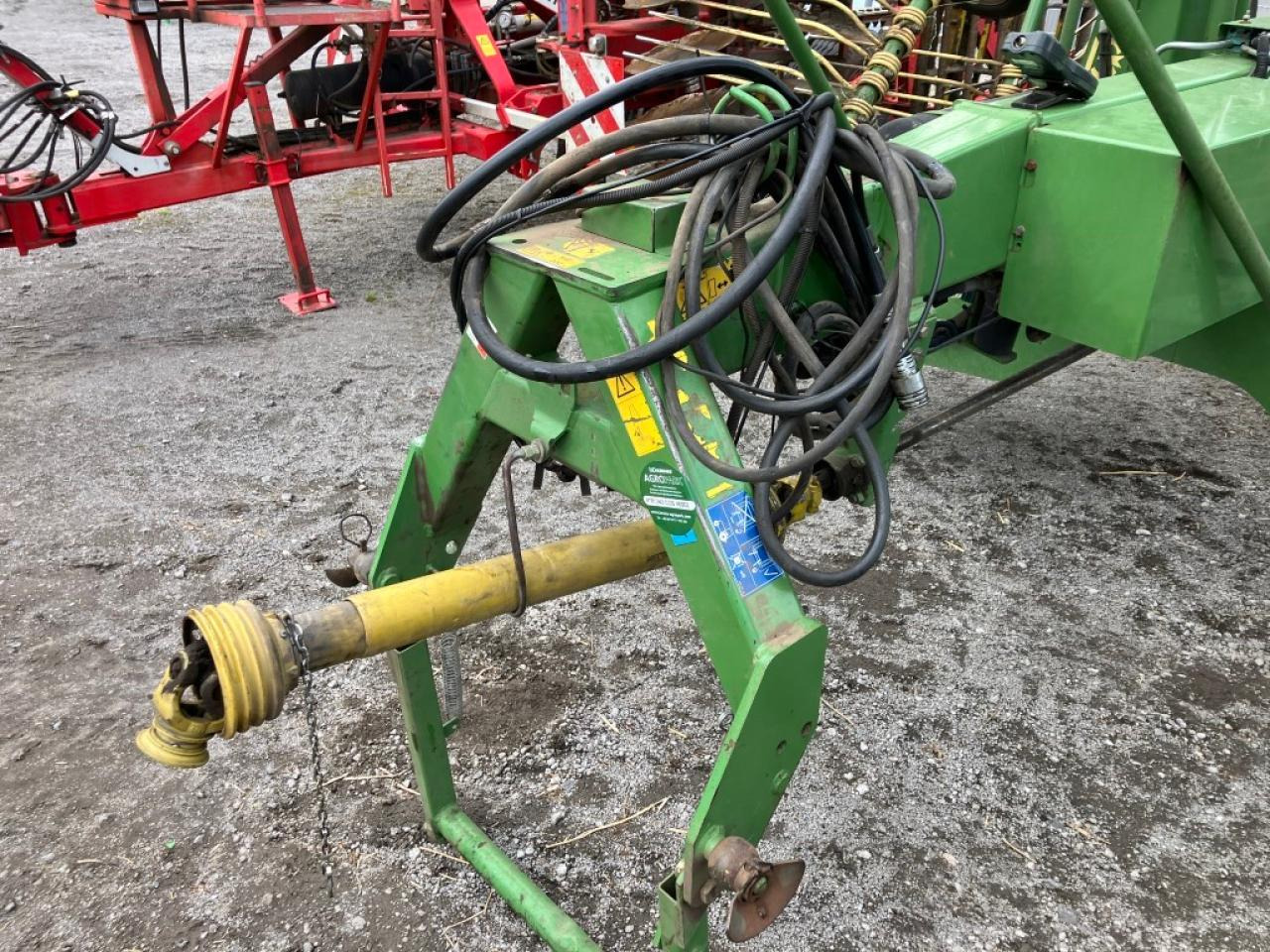 Krone SWADRO 1400 - Prevrtač/ Grabuljač: slika 3 Krone SWADRO 1400 - Prevrtač/ Grabuljač: slika 3