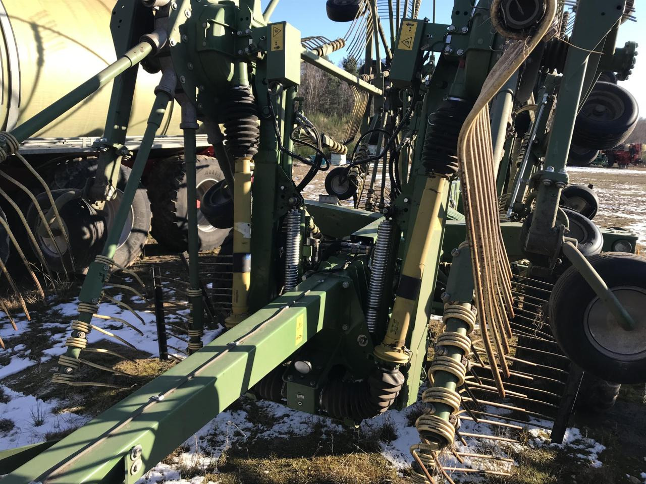 Krone Swadro 1400 Plus - Prevrtač/ Grabuljač: slika 5 Krone Swadro 1400 Plus - Prevrtač/ Grabuljač: slika 5