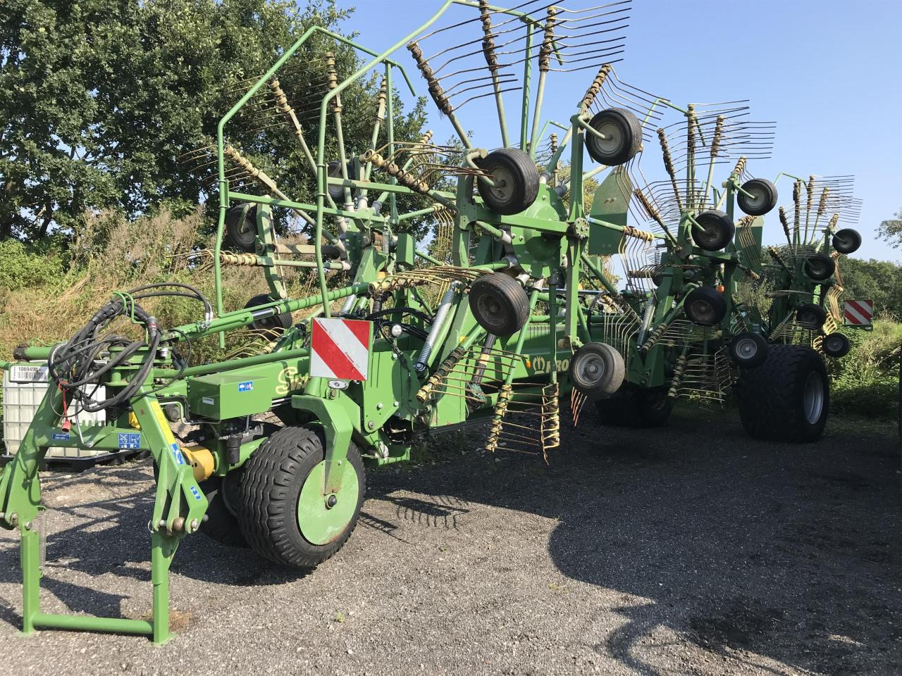 Krone Swadro 2000 - Prevrtač/ Grabuljač: slika 1 Krone Swadro 2000 - Prevrtač/ Grabuljač: slika 1