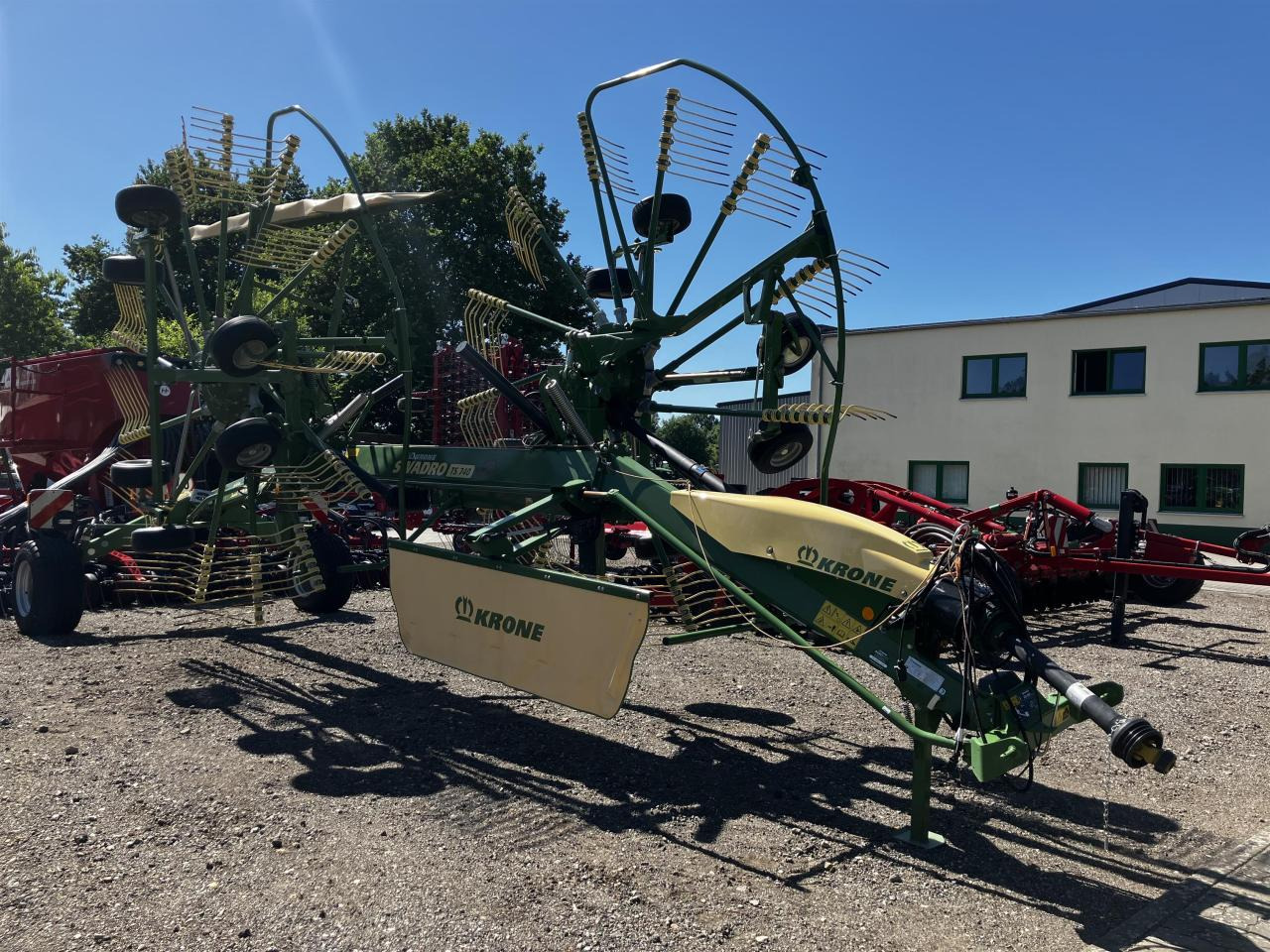 Krone Swadro TS 740 Twin - Prevrtač/ Grabuljač: slika 2 Krone Swadro TS 740 Twin - Prevrtač/ Grabuljač: slika 2