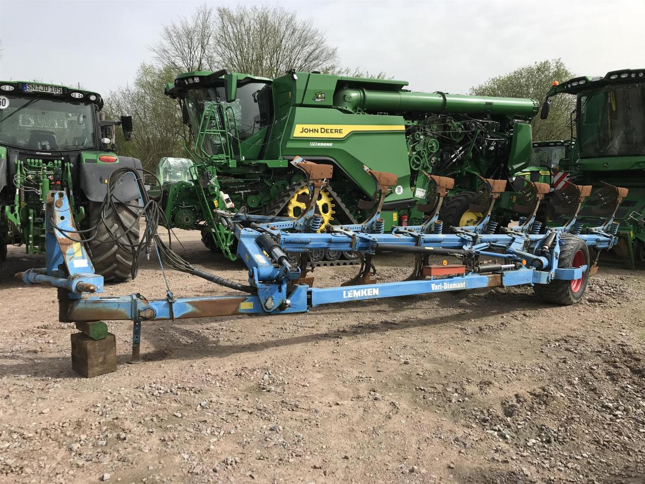 Lemken Vari Diamant 10X - Plug: slika 1 Lemken Vari Diamant 10X - Plug: slika 1