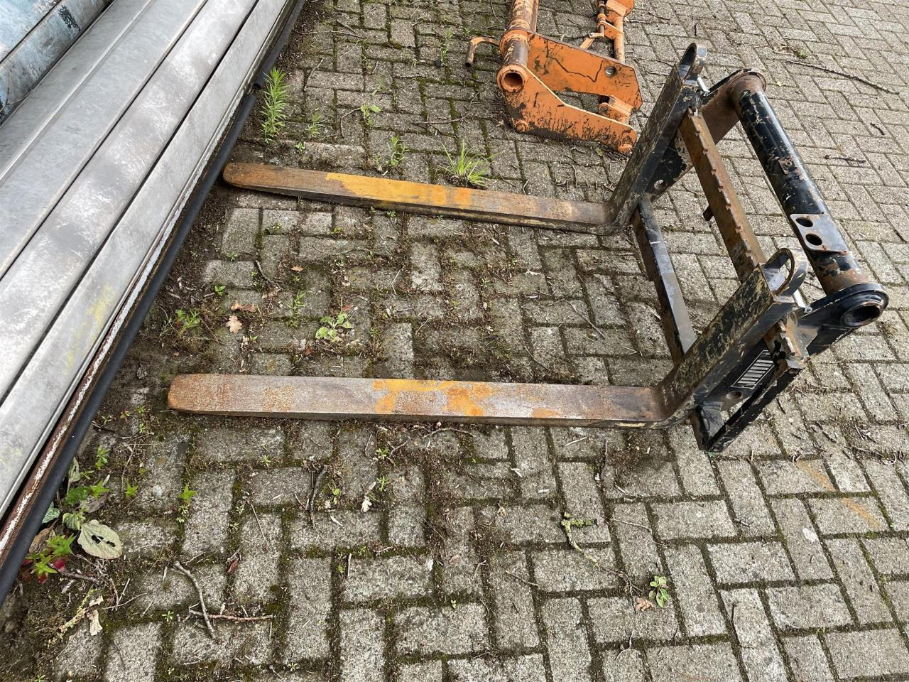 Manitou Palettengabel - Prednji utovarivač za traktor: slika 1 Manitou Palettengabel - Prednji utovarivač za traktor: slika 1