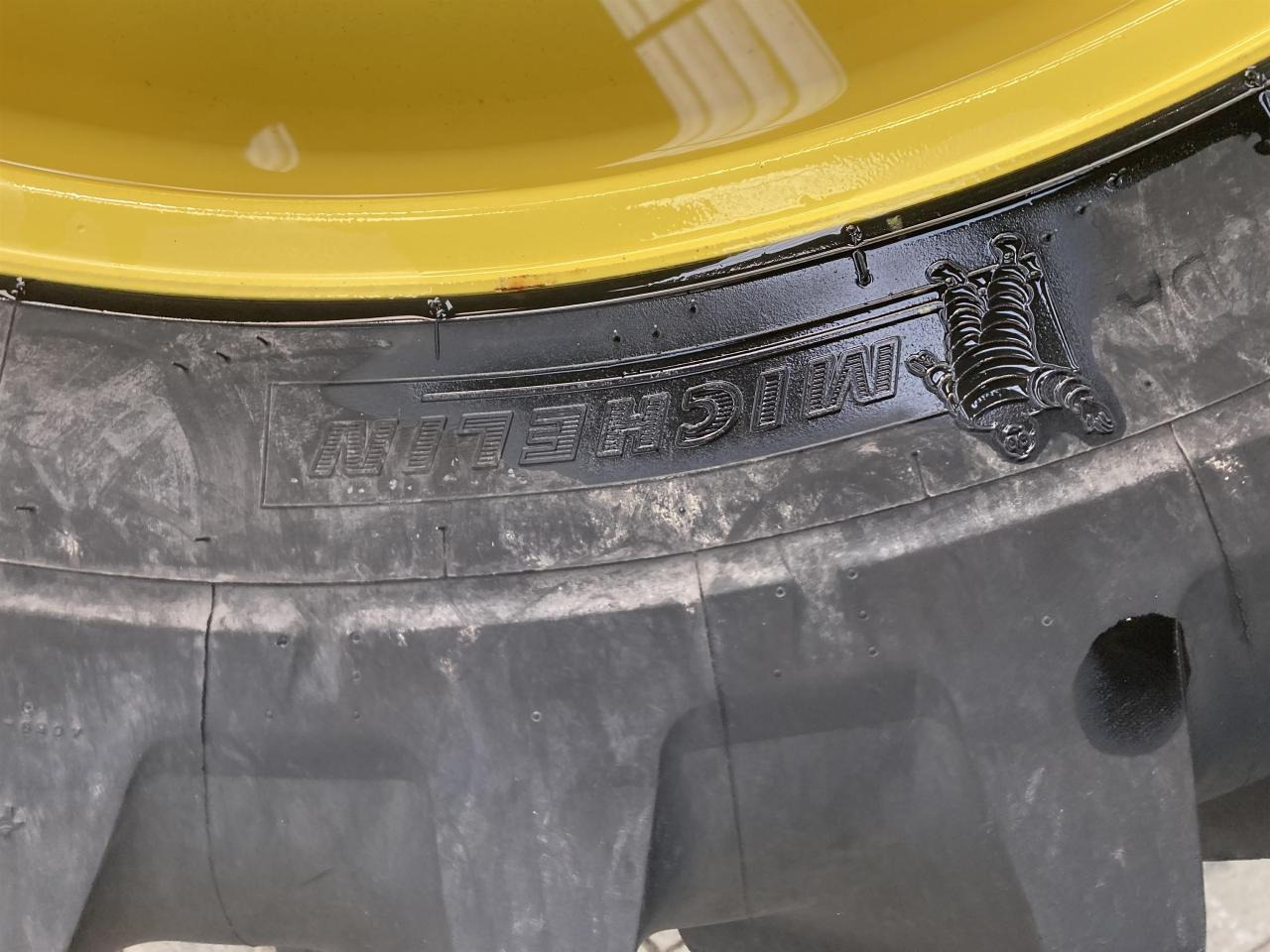 Michelin 320/85R38 - Guma za Poljoprivredna mašina: slika 4 Michelin 320/85R38 - Guma za Poljoprivredna mašina: slika 4