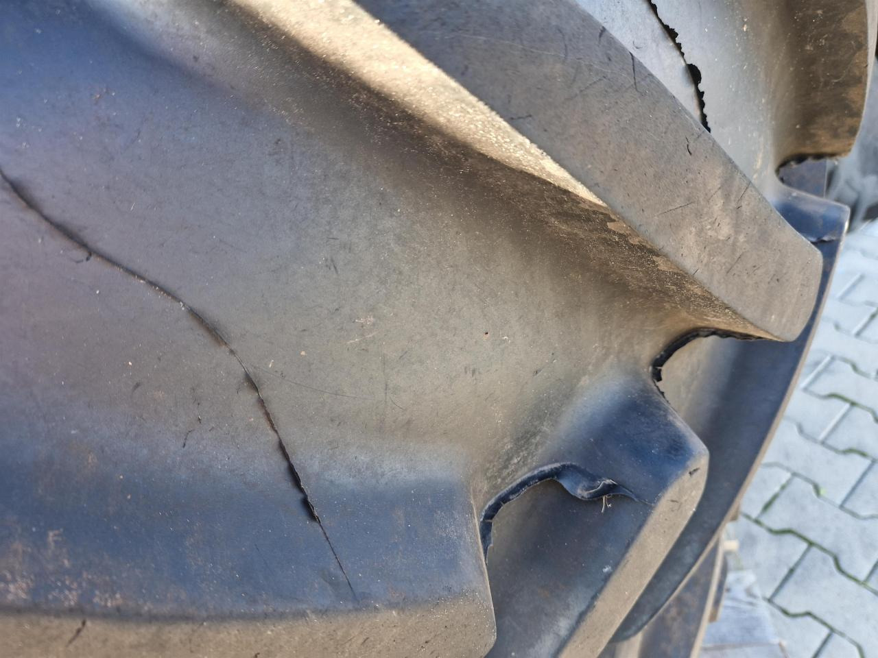 Michelin 480/70R38 - Guma za Poljoprivredna mašina: slika 2 Michelin 480/70R38 - Guma za Poljoprivredna mašina: slika 2