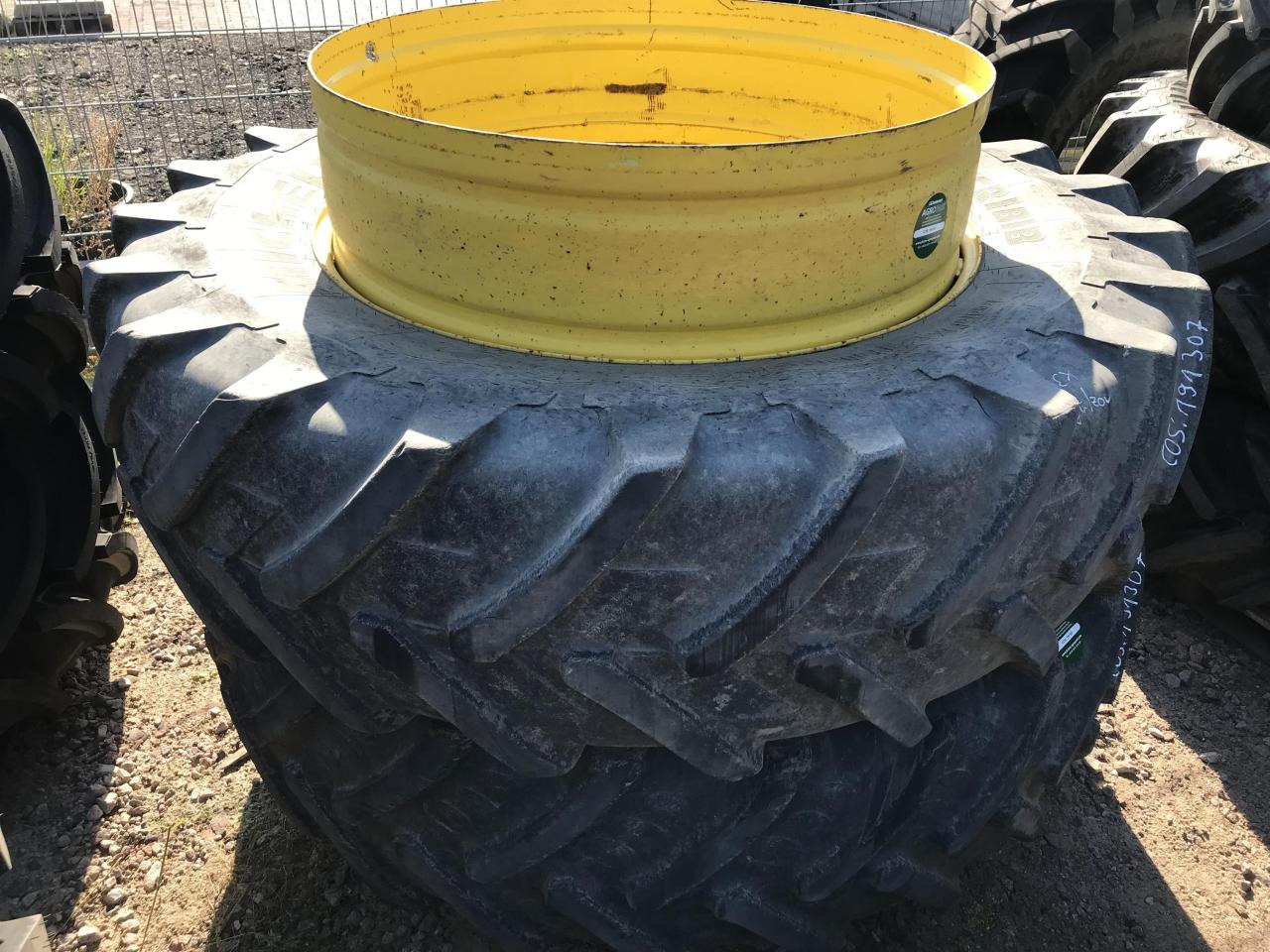 Michelin 520/85R46 - Guma za Poljoprivredna mašina: slika 3 Michelin 520/85R46 - Guma za Poljoprivredna mašina: slika 3
