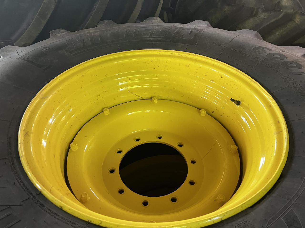 Michelin 600/70R30 - Guma za Poljoprivredna mašina: slika 5 Michelin 600/70R30 - Guma za Poljoprivredna mašina: slika 5