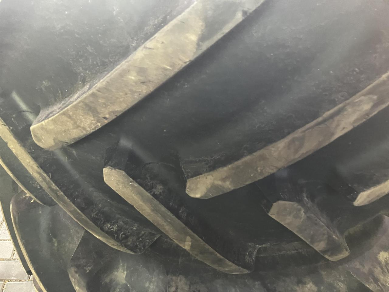 Michelin 600/70R30 - Guma za Poljoprivredna mašina: slika 4 Michelin 600/70R30 - Guma za Poljoprivredna mašina: slika 4