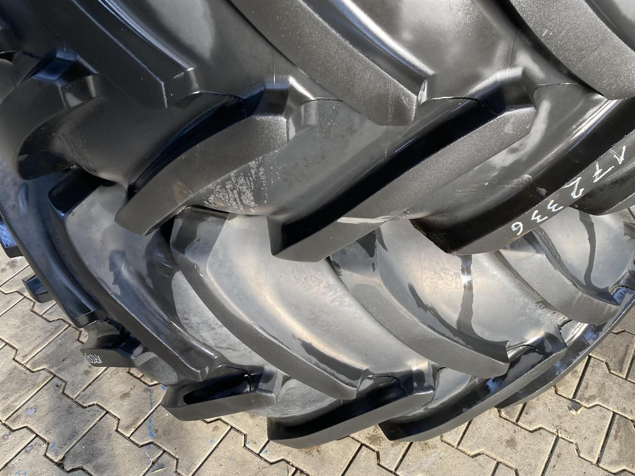 Michelin 620/70R38 - Guma za Poljoprivredna mašina: slika 2 Michelin 620/70R38 - Guma za Poljoprivredna mašina: slika 2