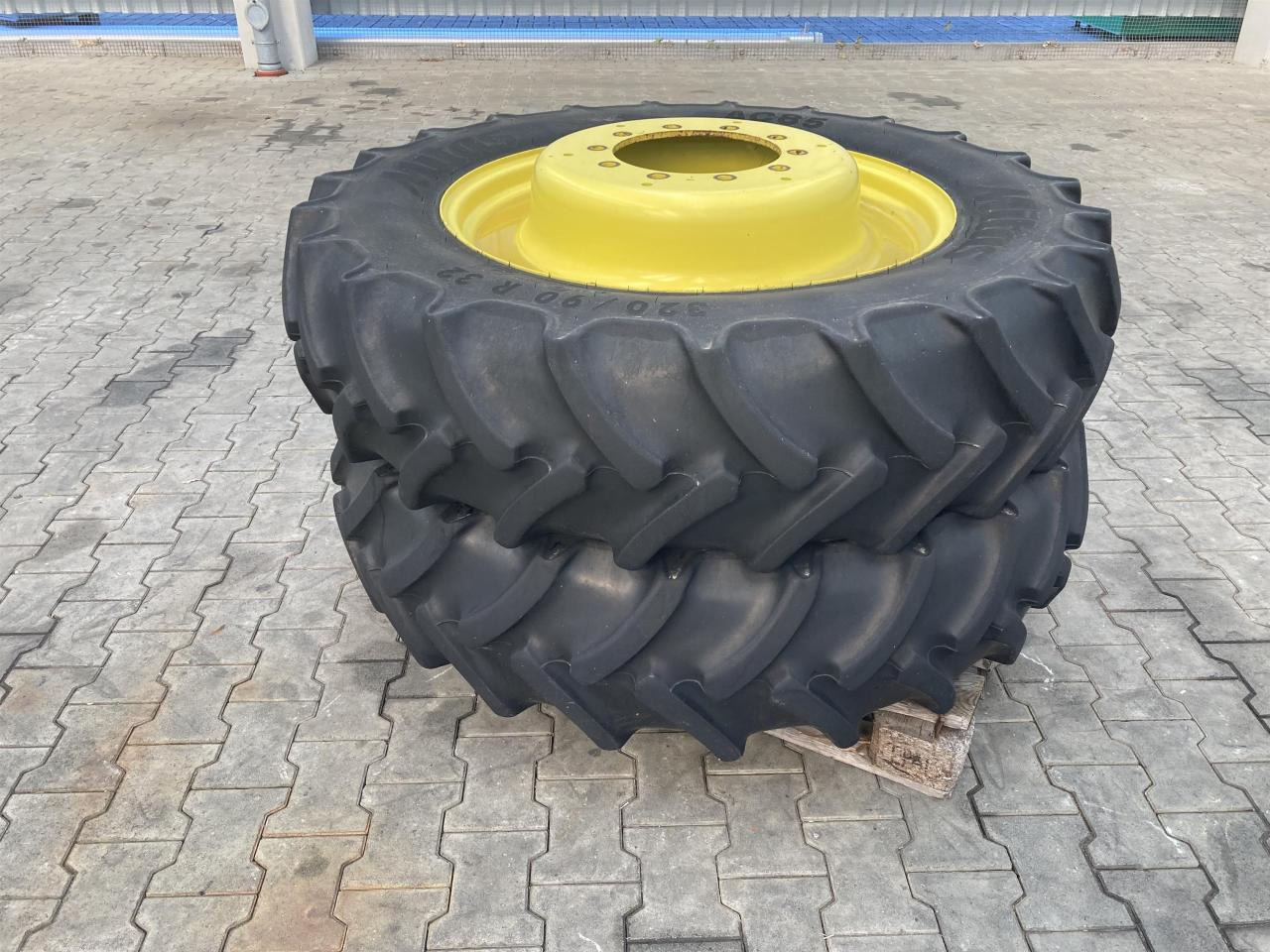 Mitas 320/90R32 - Guma za Poljoprivredna mašina: slika 1 Mitas 320/90R32 - Guma za Poljoprivredna mašina: slika 1