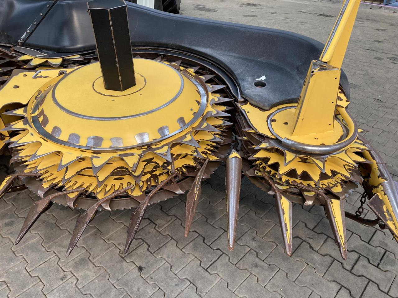 New Holland FR700 - Kombajn za stočnu hranu: slika 4 New Holland FR700 - Kombajn za stočnu hranu: slika 4