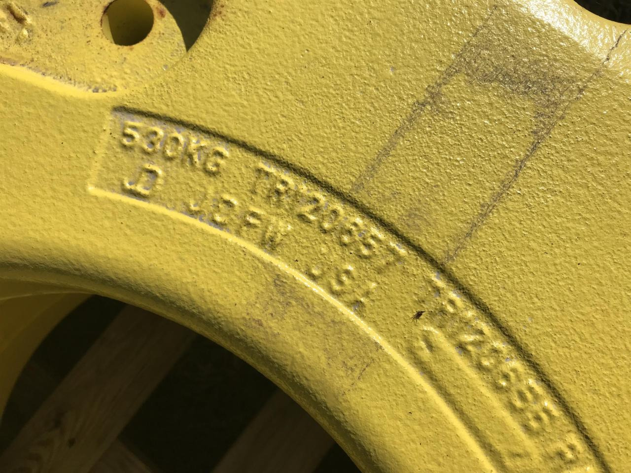 John Deere 2x 70 + 530 kg - Rezervni deo za Poljoprivredna mašina: slika 2 John Deere 2x 70 + 530 kg - Rezervni deo za Poljoprivredna mašina: slika 2