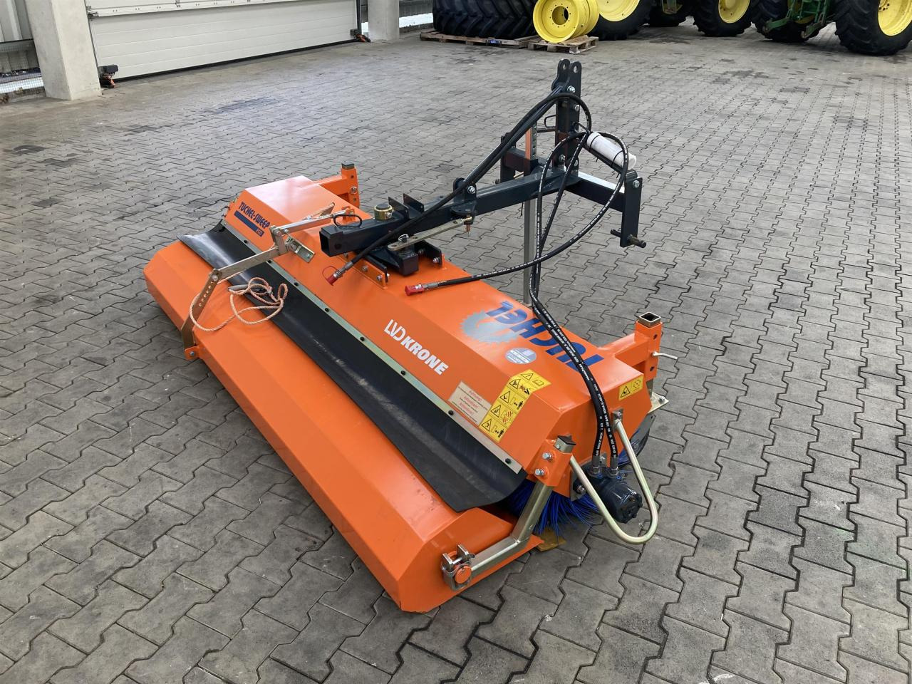 Tuchel Eco 230 - Metle: slika 5 Tuchel Eco 230 - Metle: slika 5