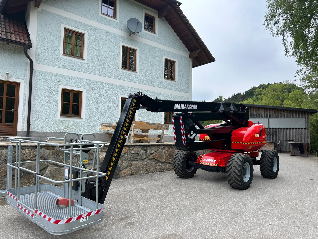 Manitou 200 ATJ - Zglobna platforma: slika 4 Manitou 200 ATJ - Zglobna platforma: slika 4