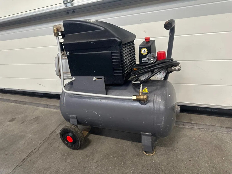 Airmec Fiac BXA 25200 Elektrische Zuigercompressor 2 PK 150 L / min 8 Bar - Kompresor za vazduh: slika 5 Airmec Fiac BXA 25200 Elektrische Zuigercompressor 2 PK 150 L / min 8 Bar - Kompresor za vazduh: slika 5