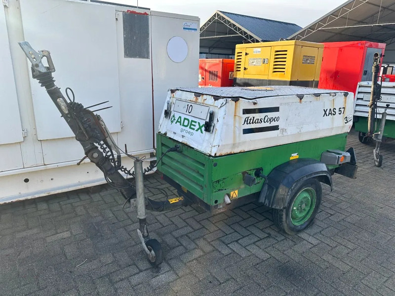 Atlas-Copco XAS 57 DD Deutz 3 m3 / min 23 kW 7 Bar Mobiele Diesel Compressor op aanhanger - Kompresor za vazduh: slika 2 Atlas-Copco XAS 57 DD Deutz 3 m3 / min 23 kW 7 Bar Mobiele Diesel Compressor op aanhanger - Kompresor za vazduh: slika 2