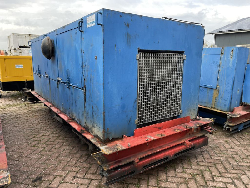 Caterpillar C13 Leroy Somer 400 kVA Silent generatorset - Set generatora: slika 4 Caterpillar C13 Leroy Somer 400 kVA Silent generatorset - Set generatora: slika 4