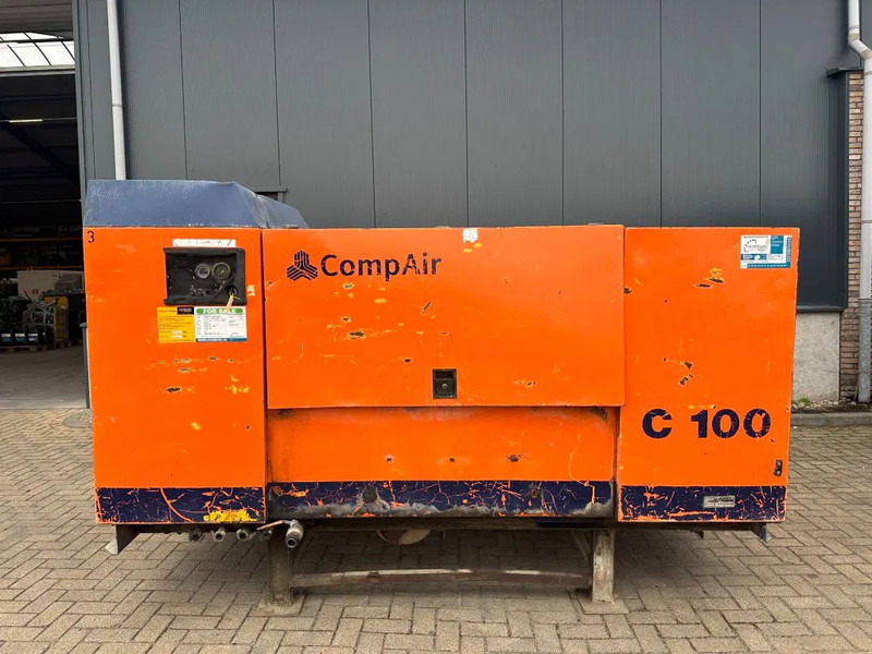 Compair C100 Mercedes OM 364 A 10.5 m3 / min 77 kW 7 Bar Silent Diesel Compressor - Kompresor za vazduh: slika 1 Compair C100 Mercedes OM 364 A 10.5 m3 / min 77 kW 7 Bar Silent Diesel Compressor - Kompresor za vazduh: slika 1