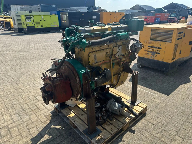 DAF 1160 Marine Diesel Motor met keerkoppeling 170 PK Engine - Motor: slika 4 DAF 1160 Marine Diesel Motor met keerkoppeling 170 PK Engine - Motor: slika 4