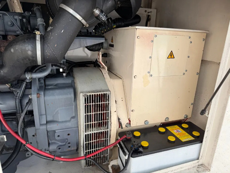 Set generatora Deutz BF4M 1013 EC Stamford 100 kVA Silent generatorset: slika 11 Set generatora Deutz BF4M 1013 EC Stamford 100 kVA Silent generatorset: slika 11