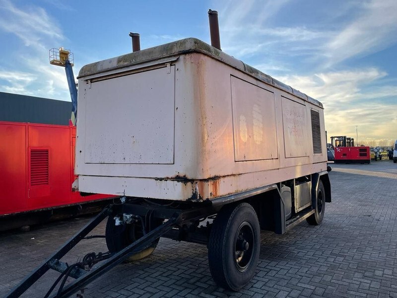 Deutz F12M 716 Bredenoord AEG 250 kVA Silent generatorset op aanhanger - Set generatora: slika 4 Deutz F12M 716 Bredenoord AEG 250 kVA Silent generatorset op aanhanger - Set generatora: slika 4