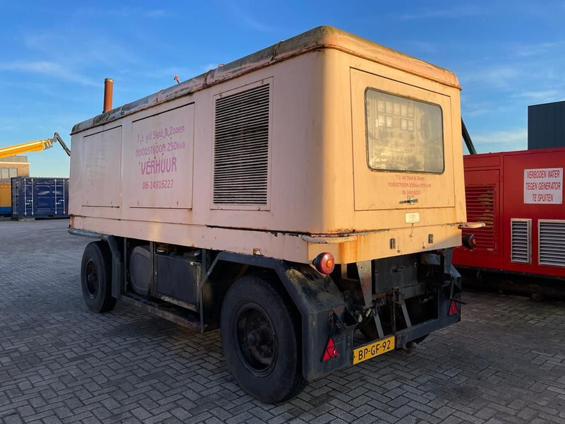 Deutz F12M 716 Bredenoord AEG 250 kVA Silent generatorset op aanhanger - Set generatora: slika 1 Deutz F12M 716 Bredenoord AEG 250 kVA Silent generatorset op aanhanger - Set generatora: slika 1