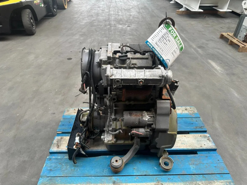 Deutz F2L 1011 Diesel Motor 20.5 kW 28 PK 2 cylinder diesel Engine - Motor za Oprema za rukovanje materijalima: slika 1 Deutz F2L 1011 Diesel Motor 20.5 kW 28 PK 2 cylinder diesel Engine - Motor za Oprema za rukovanje materijalima: slika 1