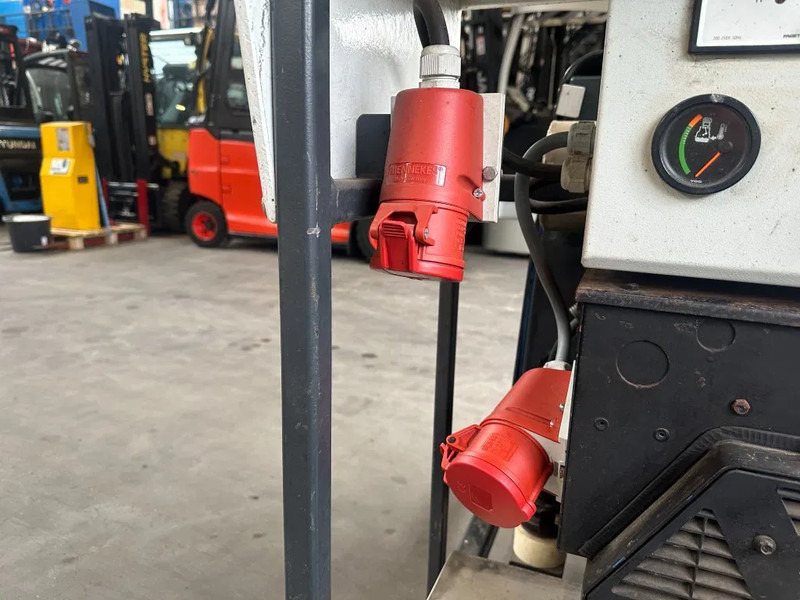 Set generatora Deutz F2L 1011 Stamford 11 kVA generatorset: slika 6