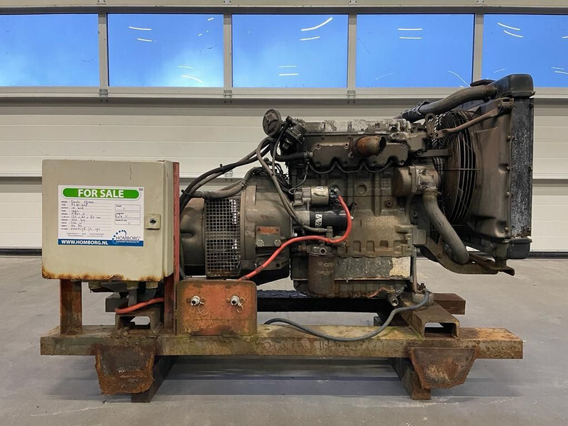 Deutz F4M 1008 SDMO 10 kVA generatorset - Set generatora: slika 1 Deutz F4M 1008 SDMO 10 kVA generatorset - Set generatora: slika 1