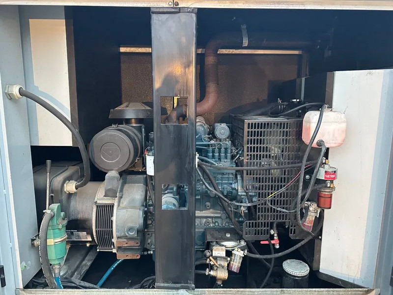 Europower EPUS44TDE Kubota Leroy Somer 44 kVA Supersilent Rental generatorset - Set generatora: slika 5 Europower EPUS44TDE Kubota Leroy Somer 44 kVA Supersilent Rental generatorset - Set generatora: slika 5