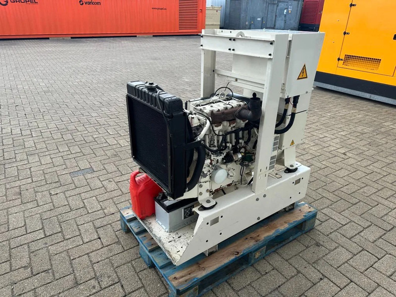 FG Wilson Lister Stamford 11.5 kVA generatorset - Set generatora: slika 4 FG Wilson Lister Stamford 11.5 kVA generatorset - Set generatora: slika 4
