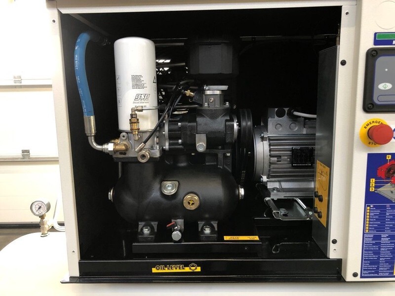 Fiac New Silver 10 / 300 Silent 7.5 kW 860 L / min 10 bar Elektrische Schroefcompressor met ketel - Kompresor za vazduh: slika 3 Fiac New Silver 10 / 300 Silent 7.5 kW 860 L / min 10 bar Elektrische Schroefcompressor met ketel - Kompresor za vazduh: slika 3
