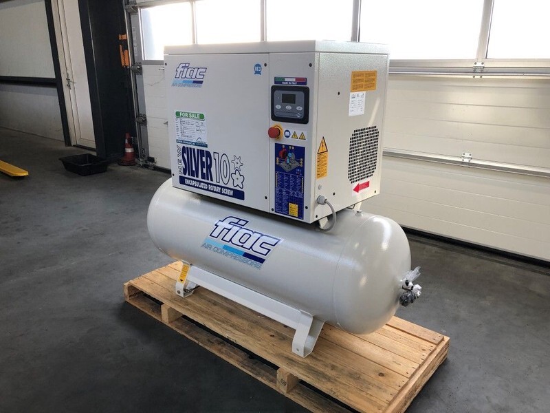 Fiac New Silver 10 / 300 Silent 7.5 kW 860 L / min 10 bar Elektrische Schroefcompressor met ketel - Kompresor za vazduh: slika 4 Fiac New Silver 10 / 300 Silent 7.5 kW 860 L / min 10 bar Elektrische Schroefcompressor met ketel - Kompresor za vazduh: slika 4