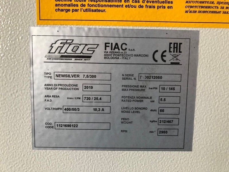 Fiac New Silver 7.5 / 300 Silent 5.5 kW 720 L / min 10 Bar Elektrische schroefcompressor met ketel - Kompresor za vazduh: slika 5 Fiac New Silver 7.5 / 300 Silent 5.5 kW 720 L / min 10 Bar Elektrische schroefcompressor met ketel - Kompresor za vazduh: slika 5